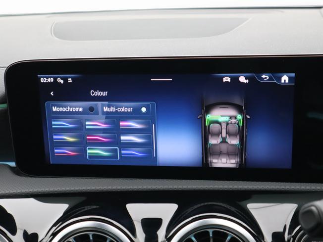 MERCEDES-BENZ A Class Photo 39
