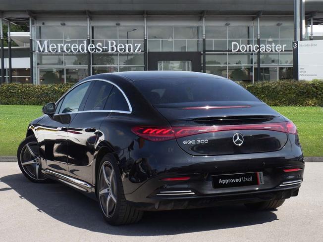 MERCEDES-BENZ Eqe Photo 2