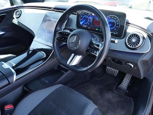 MERCEDES-BENZ Eqe Photo 34