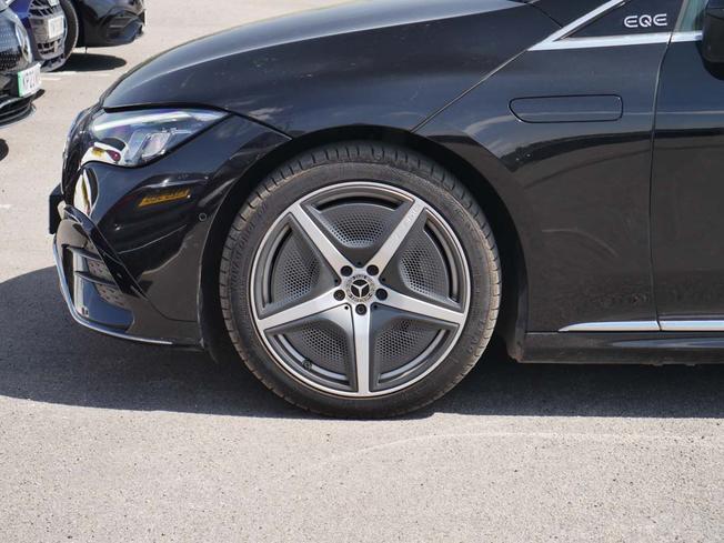 MERCEDES-BENZ Eqe Photo 6