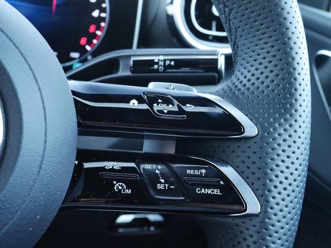 MERCEDES-BENZ Glc Photo 12