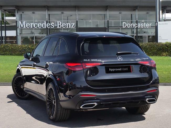 MERCEDES-BENZ Glc Photo 2