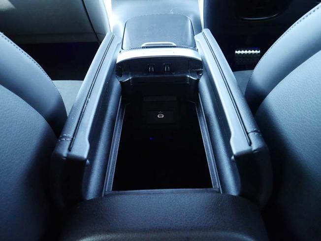 MERCEDES-BENZ Glc Photo 45