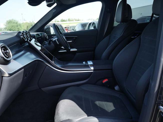 MERCEDES-BENZ Glc Photo 46