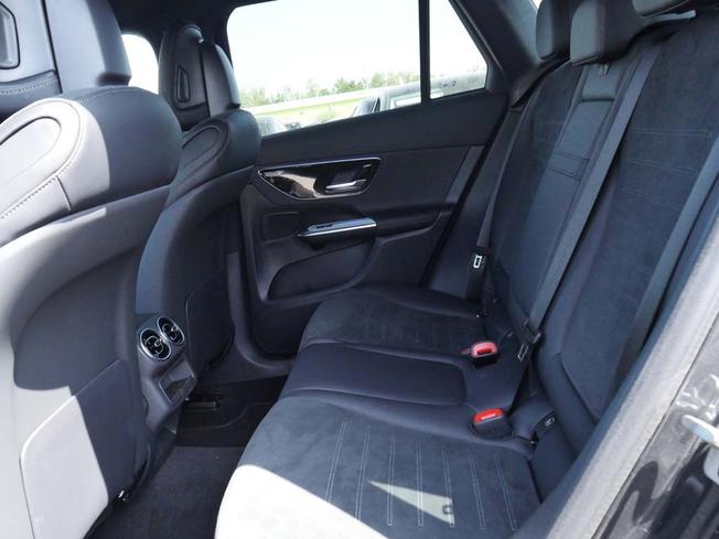 MERCEDES-BENZ Glc Photo 8