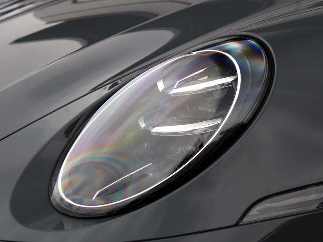 PORSCHE 911 Photo 11