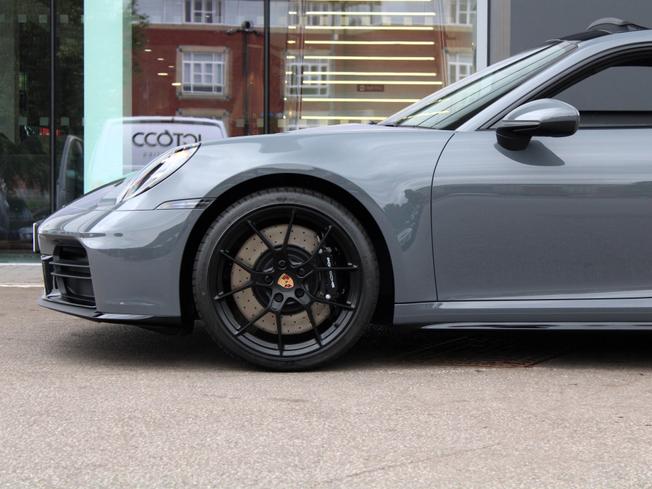 PORSCHE 911 Photo 22