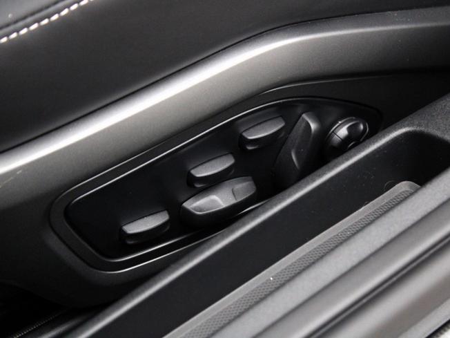 PORSCHE 911 Photo 45