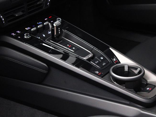PORSCHE 911 Photo 47