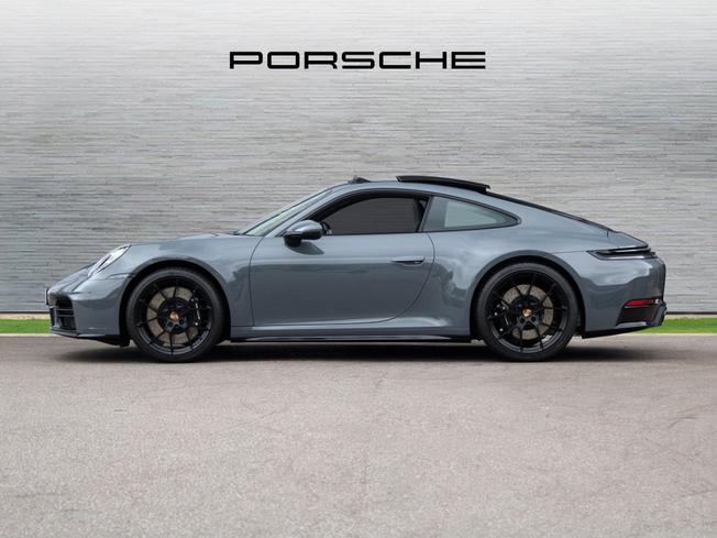 PORSCHE 911 Photo 5