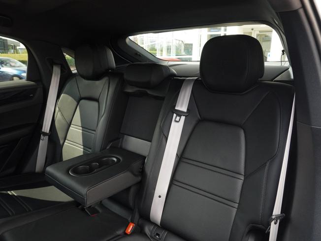 PORSCHE Cayenne Photo 12