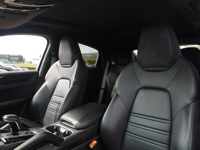 PORSCHE Cayenne Photo 13