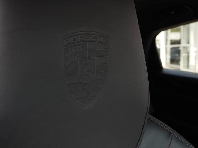 PORSCHE Cayenne Photo 17