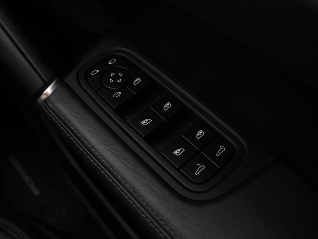 PORSCHE Cayenne Photo 25