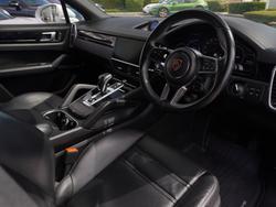 PORSCHE Cayenne Photo 3
