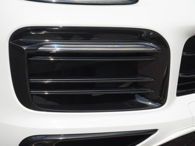 PORSCHE Cayenne Photo 32