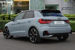 AUDI A1 Photo 2