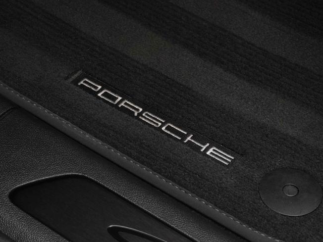 PORSCHE Cayenne Photo 30