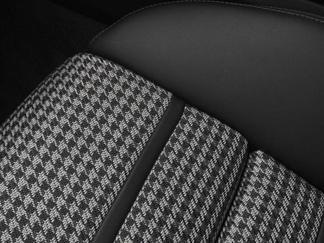 PORSCHE Cayenne Photo 31