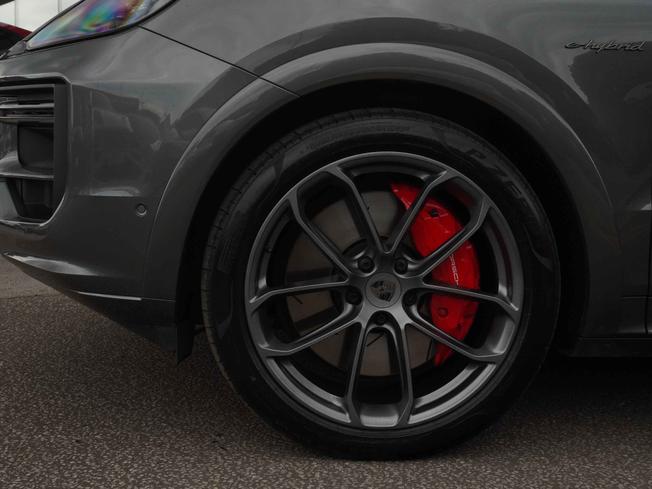 PORSCHE Cayenne Photo 4