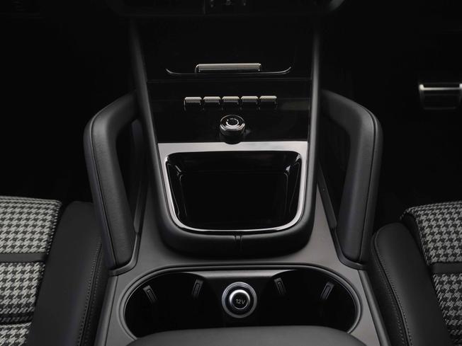 PORSCHE Cayenne Photo 43
