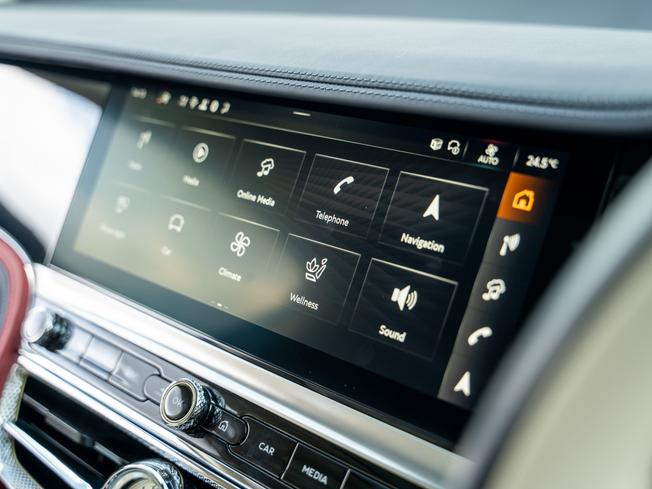BENTLEY Flying Spur Photo 10