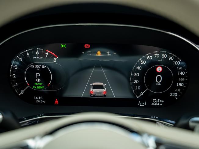 BENTLEY Flying Spur Photo 18