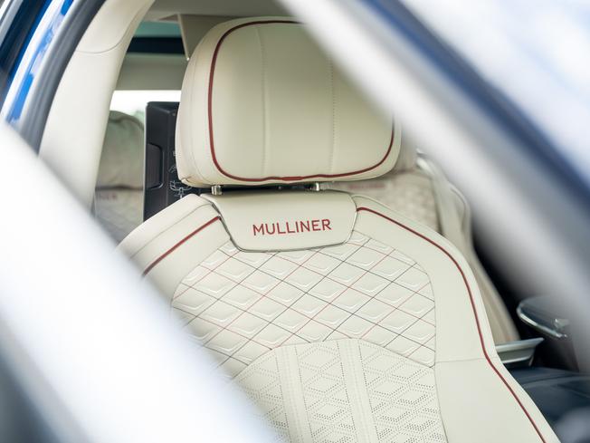 BENTLEY Flying Spur Photo 26
