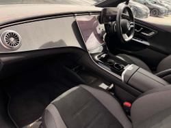 MERCEDES-BENZ Eqe Photo 3