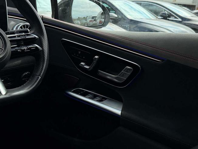 MERCEDES-BENZ Eqe Photo 39