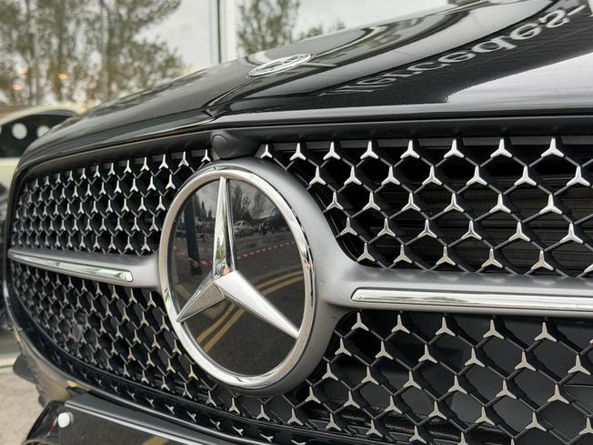 MERCEDES-BENZ Cla Class Photo 13