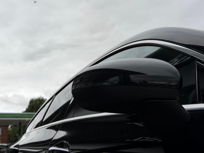 MERCEDES-BENZ Cla Class Photo 14