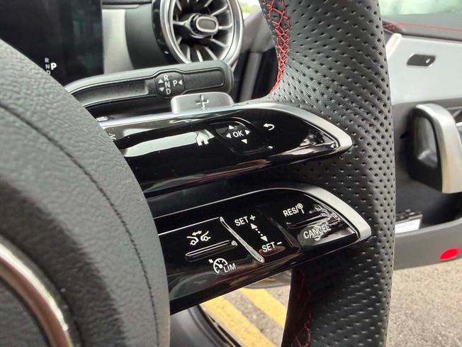 MERCEDES-BENZ Cla Class Photo 27