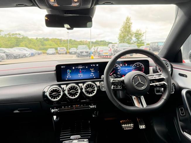 MERCEDES-BENZ Cla Class Photo 43