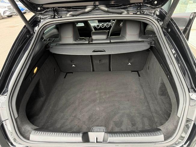 MERCEDES-BENZ Cla Class Photo 9