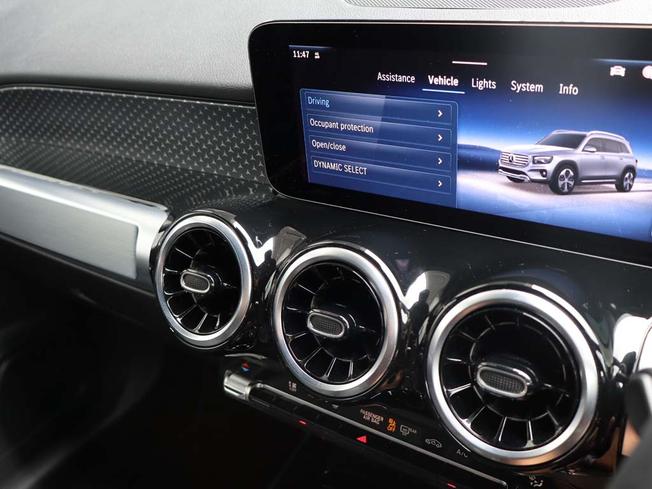MERCEDES-BENZ GLB Photo 33
