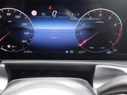 MERCEDES-BENZ GLB Photo 4