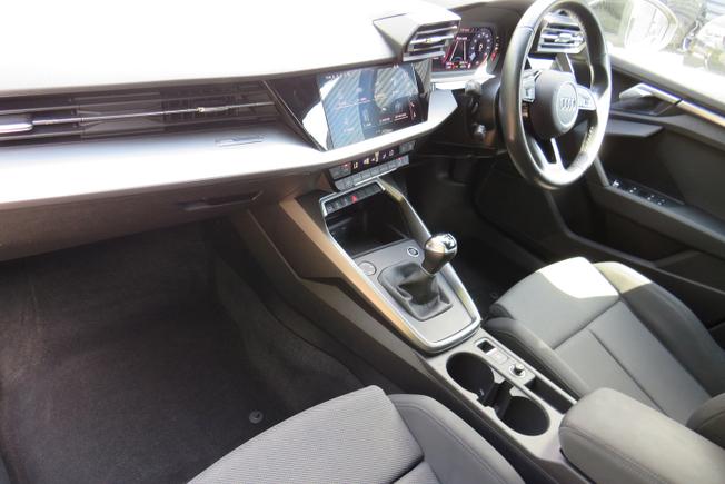 AUDI A3 Photo 14