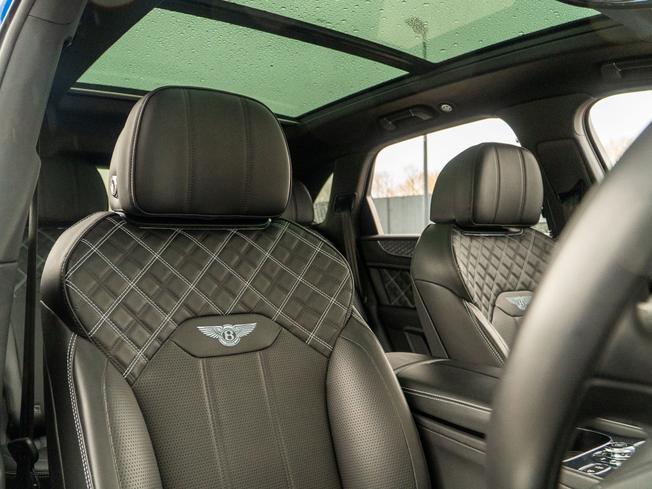 Bentley Bentayga Photo 19