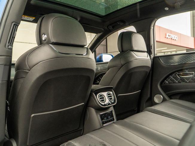Bentley Bentayga Photo 21