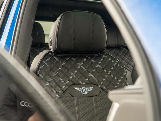 Bentley Bentayga Photo 26