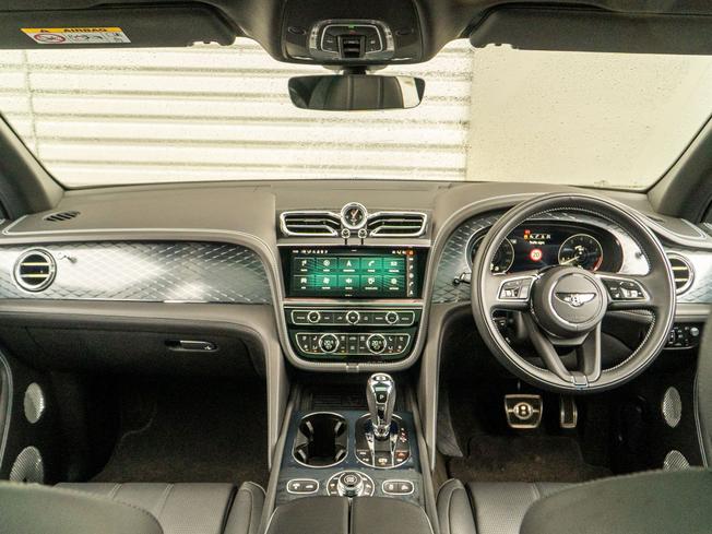 Bentley Bentayga Photo 4