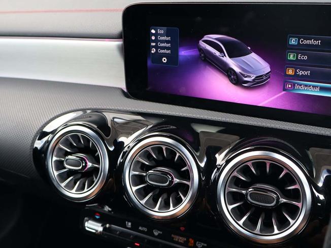 MERCEDES-BENZ CLA Class Photo 37