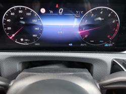 MERCEDES-BENZ CLA Class Photo 4