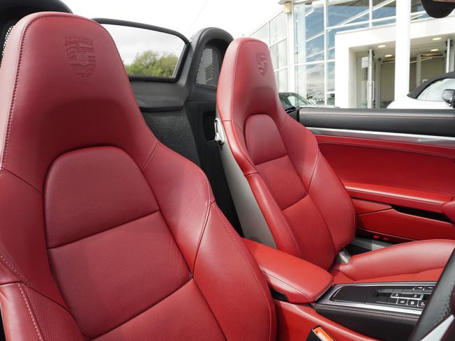 PORSCHE 718 Boxster Photo 13