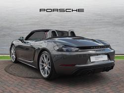 PORSCHE 718 Boxster Photo 2