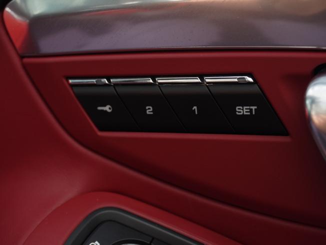 PORSCHE 718 Boxster Photo 24