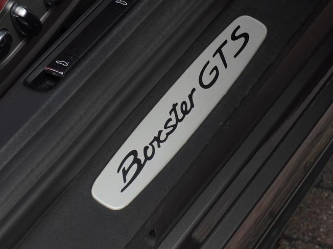 PORSCHE 718 Boxster Photo 45