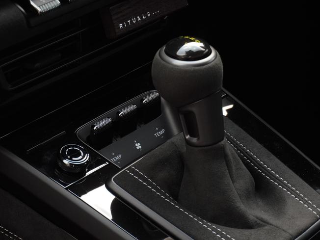 PORSCHE 911 Photo 21
