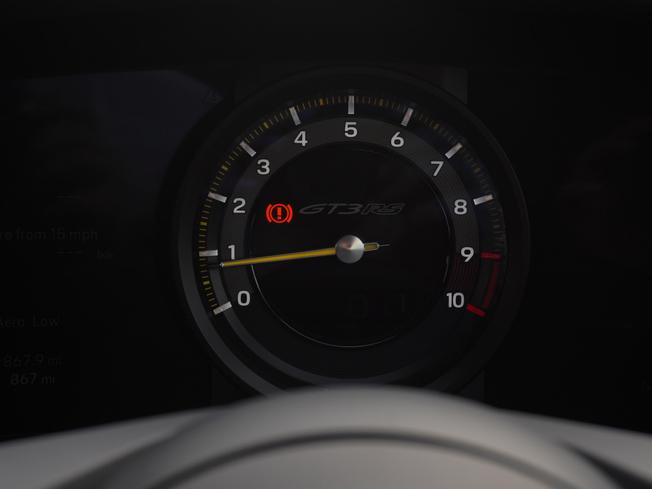 PORSCHE 911 Photo 23
